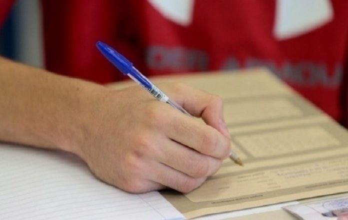 Αλέξης Σωτηρόπουλος προς τους μαθητές: «Η αξία σας δεν μετριέται με βαθμούς»