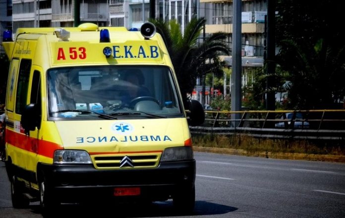 Ηλιούπολη: Δύο 17χρονες έπεσαν από ταράτσα πολυκατοικίας