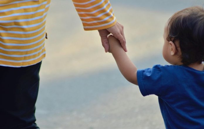 Ανοίγει σήμερα η πλατφόρμα Α21 - Επίδομα Παιδιού 