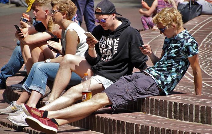 Σεμινάριο για την πρόληψη και την αντιμετώπιση των εξαρτήσεων των εφήβων
