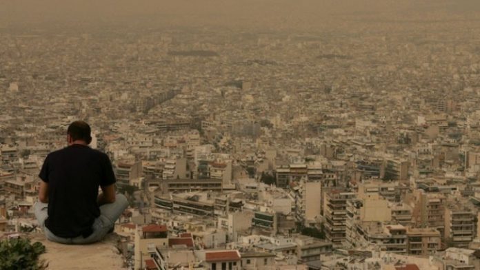 Αττική: Σε εξέλιξη η μεταφορά αφρικανικής σκόνης