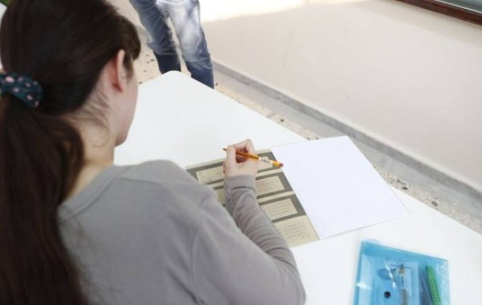 «Το μέλλον σας το κρατάτε εσείς στα χέρια σας» - Μήνυμα του δημάρχου Καισαριανής στους υποψηφίους Πανελλαδικών