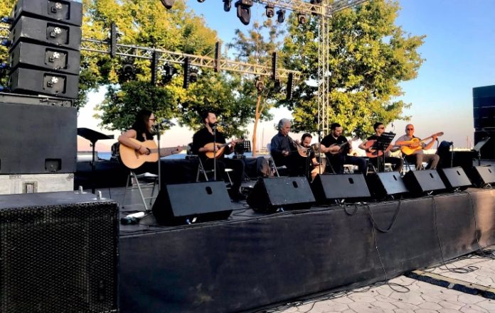 Βάρκιζα: 10ο Μεσογειακό Φεστιβάλ με Θαλασσινό και Πέγκυ Ζήνα