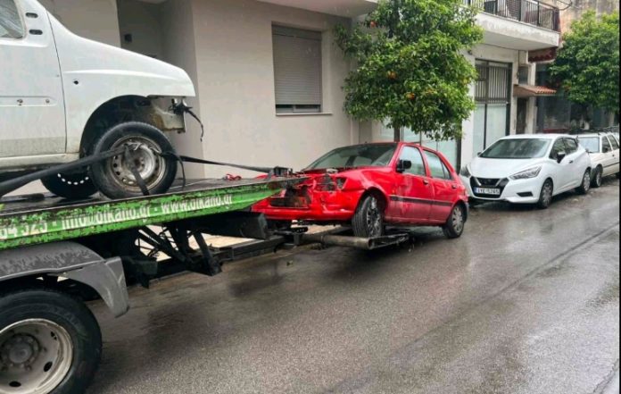 Εκτεταμένη δράση για τα εγκαταλελειμμένα οχήματα στον Δήμο Αγίου Δημητρίου