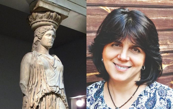 Ειρήνη Χιώτη στις «Νότιες Διαδρομές»: «Η Καρυάτιδα δεν είναι απλά ένα γλυπτό· είναι μια πληγή που παραμένει ανοιχτή»