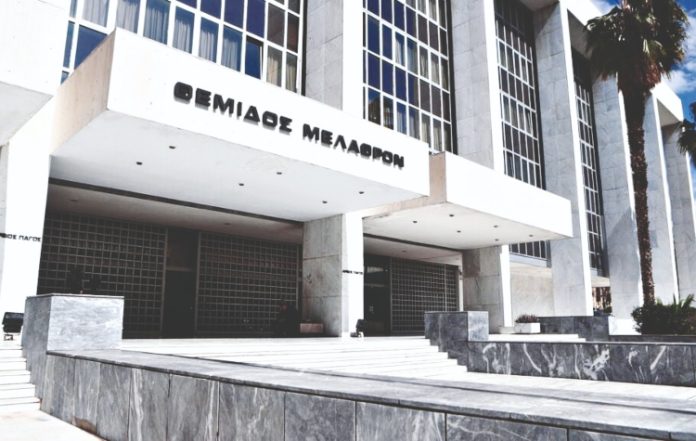 Άρειος Πάγος: Με τις τράπεζες ή τους δανειολήπτες;