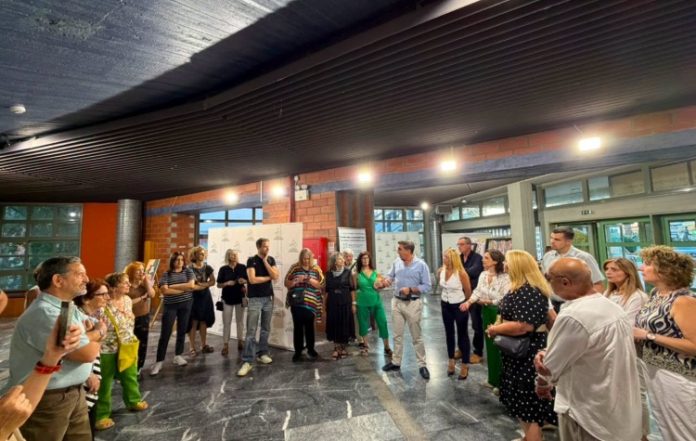 Εγκαινιάστηκε η ετήσια έκθεση εικαστικών του Δήμου Ελληνικού - Αργυρούπολης