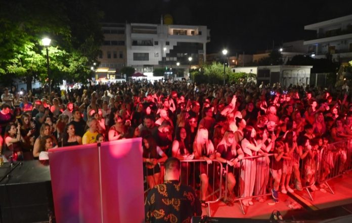 «Λευκή Νύχτα» στο Μοσχάτο: Μουσική, ζωντάνια και «ανάσα» για την τοπική αγορά