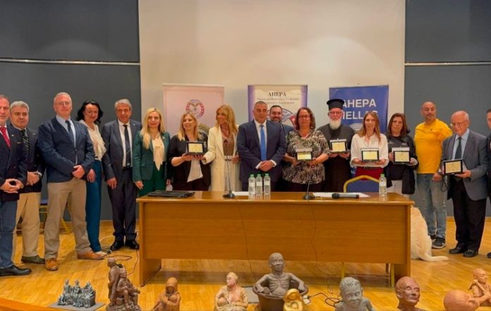 Η AHEPA Hellas βράβευσε την Μαίρη Μηλιαρέση