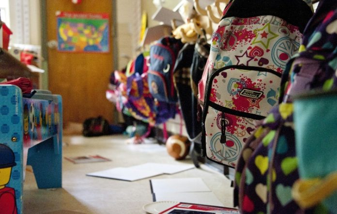 Αριστερή Παρέμβαση Βύρωνα: «Καμία απόλυση – Μόνιμη και σταθερή δουλειά για όλους»