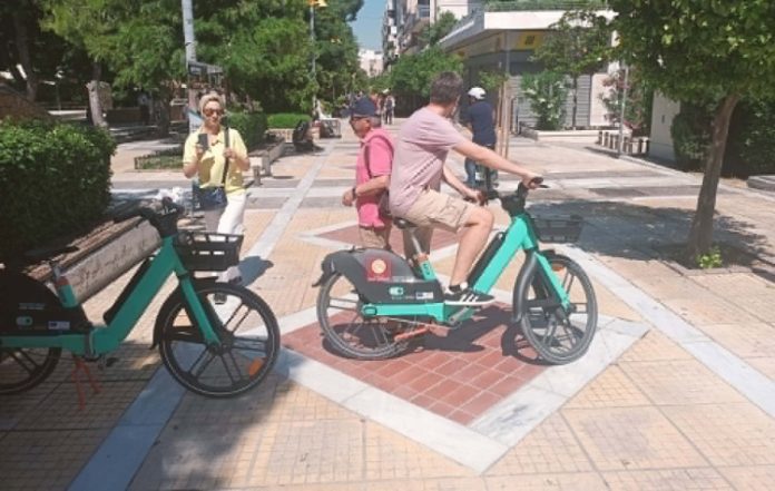 Στην κυκλοφορία τα δωρεάν ηλεκτρικά ποδήλατα του Δήμου Νέας Σμύρνης