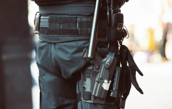 Στην Ευελπίδων οι συλληφθέντες για το κύκλωμα στις πολεοδομίες