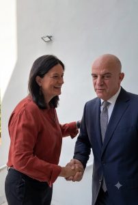 Το παρών στα εγκαίνια του νέου ανακαινισμένου Κέντρου Υγείας Ηλιούπολης, έδωσε και η υπουργός Υγείας Νίκη Κεραμέως