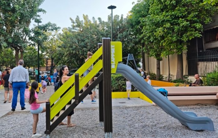 Παραδόθηκε στους κατοίκους ο νέος χώρος αναψυχής στις Τζιτζιφιές μετά από 10 χρόνια «λουκέτου»