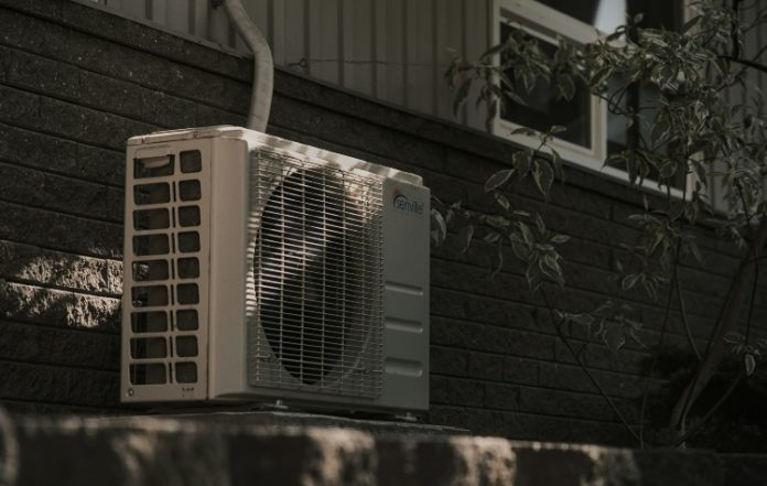 Κλιματιζόμενος χώρος στη Βουλιαγμένη λόγω καύσωνα