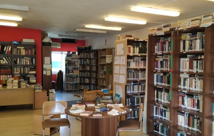 Θερινό ωράριο για τη Δημοτική Βιβλιοθήκη Δάφνης - Υμηττού