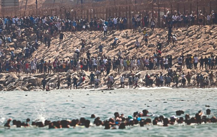 Ισπανία: Στη δίνη του μεταναστευτικού