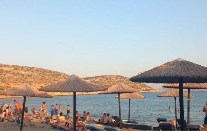 Ολοκληρώθηκαν τα δωρεάν θαλάσσια μπάνια - Περίπου 800 πολίτες συμμετείχαν στις θερινές εξορμήσεις του Δήμου στη Βάρκιζα