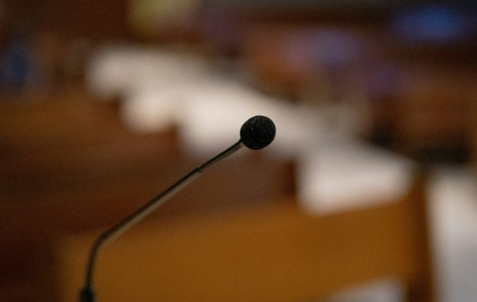 Δημοτικό Συμβούλιο 3Β: Νέα κλιματιστικά στα σχολεία και αλλαγές στον προϋπολογισμό