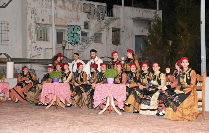 «Ρίζα μου κι αναθυμιά μου…»: Μια βραδιά παράδοσης στο Μοσχάτο