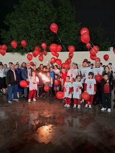 Και τα παιδιά από τον Θουκυδίδειο Γ Γυμναστικό Σύλλογο Αλίμου στην 24 Λαμπαδιδρομία που πέρασε από την πόλη