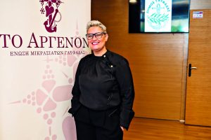Μίκα Παπάζογλου, πρόεδρος της Ένωσης Μικρασιατών Γλυφάδας «Το Άργενον»