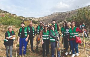 "Η Γειτονιά μας" σε μία από τις εθελοντικές δράσεις δεντροφύτευσης 