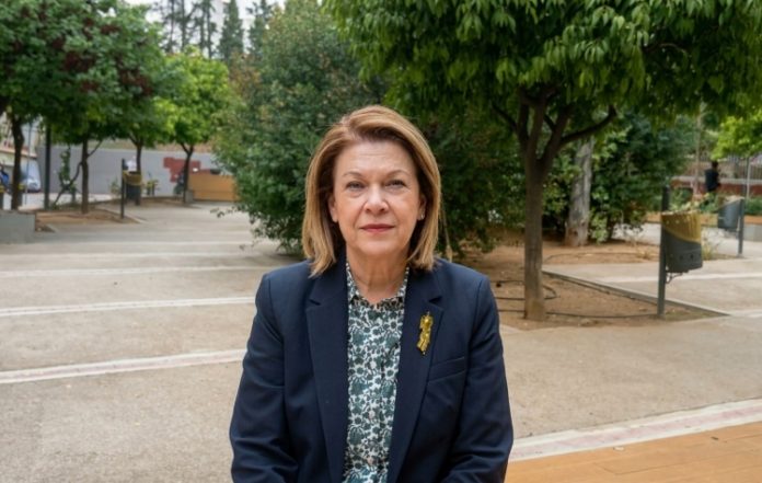 Η Τίνα Καφατσάκη περνά το δικό της μήνυμα για τον καρκίνο του μαστού